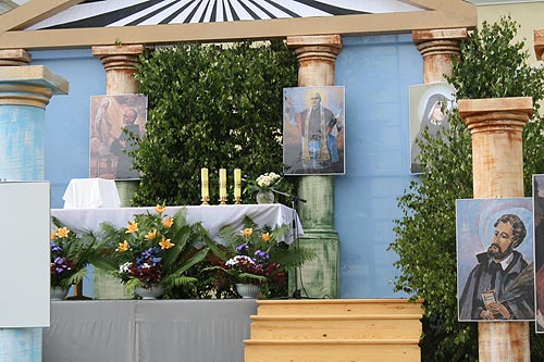 Ołtarz Bank Spółdzielczy - Boże Ciało 2009. Karczew