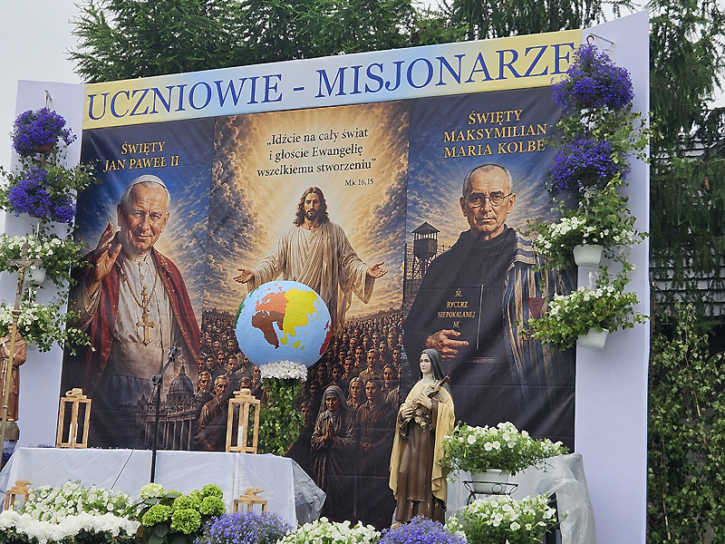 Ołtarz drugi ul. Zatylna - Boże Ciało 2026. Karczew