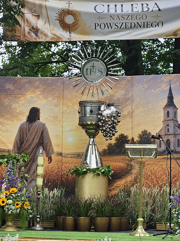 Ołtarz Kościół Św.Wita w Karczewie - Boże Ciało 2026. Karczew